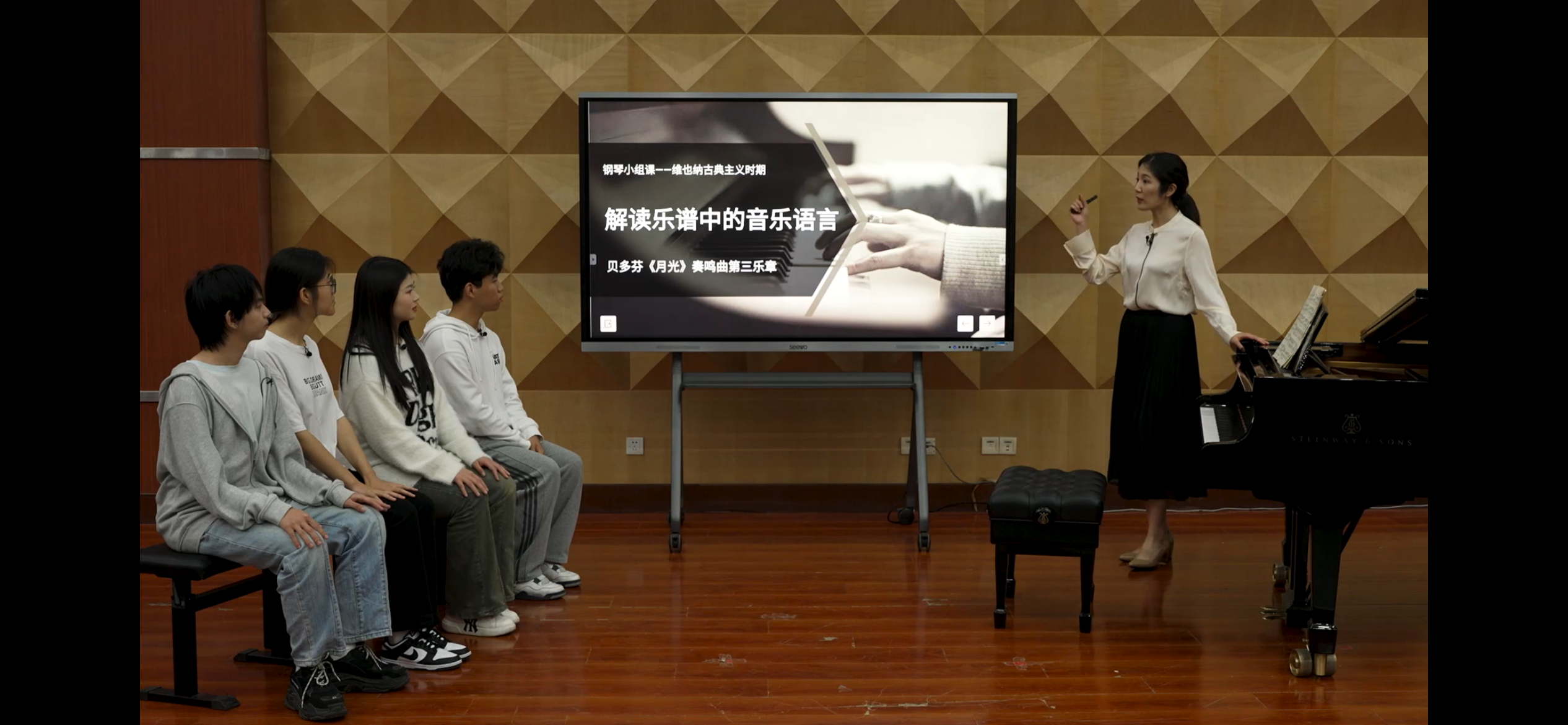 雍茜.png